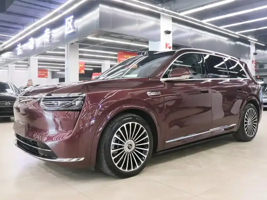 AITO Wenjie AITO M8 Model Extended Range Ultra Edition 53.4kWh 5-Seater 2025