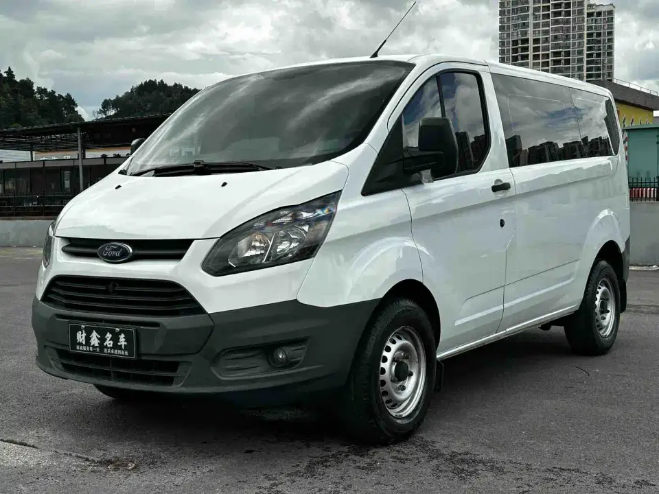 Ford Transit 2.0T Diesel Multi-Purpose Commercial Vehicle Short Wheelbase Low Roof 6-Seater China VI 2023