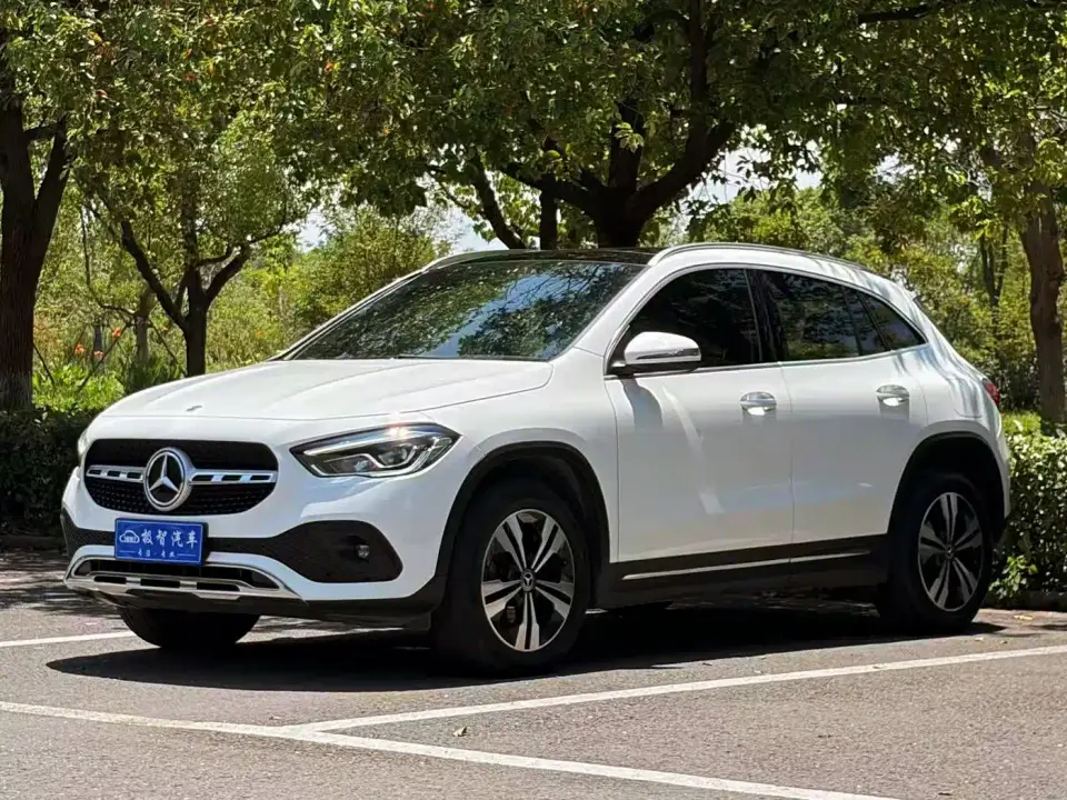 Mercedes-Benz GLA-Class GLA 200 2021