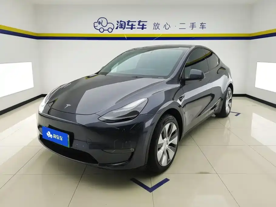 Tesla Model Y Long Range AWD 2023