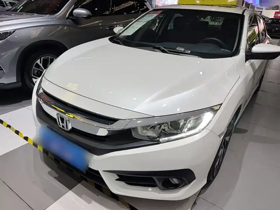 Honda Civic 220TURBO CVT Luxury Edition 2019