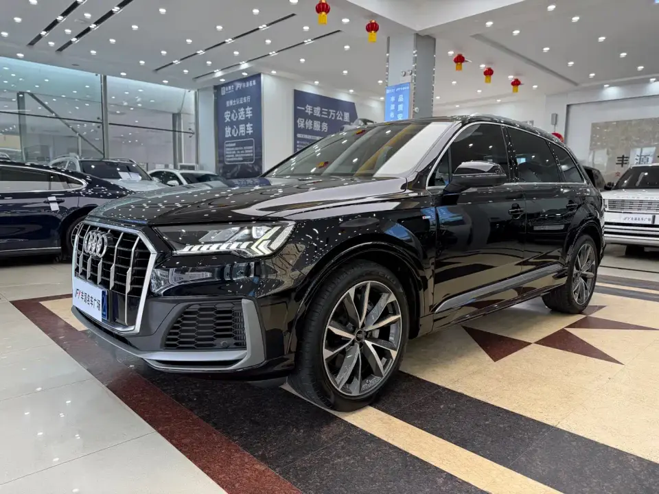 Audi Q7 55 TFSI quattro S line Sport 2021