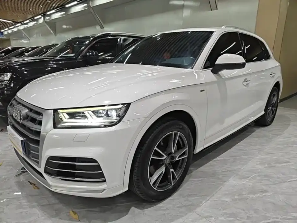 Audi Q5L Facelift 40 TFSI Honor Fashion 2020