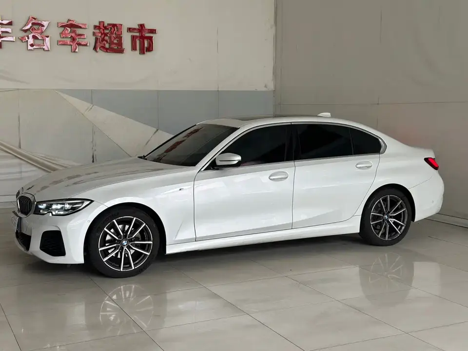 BMW 3 Series 325Li M Sport Package 2022