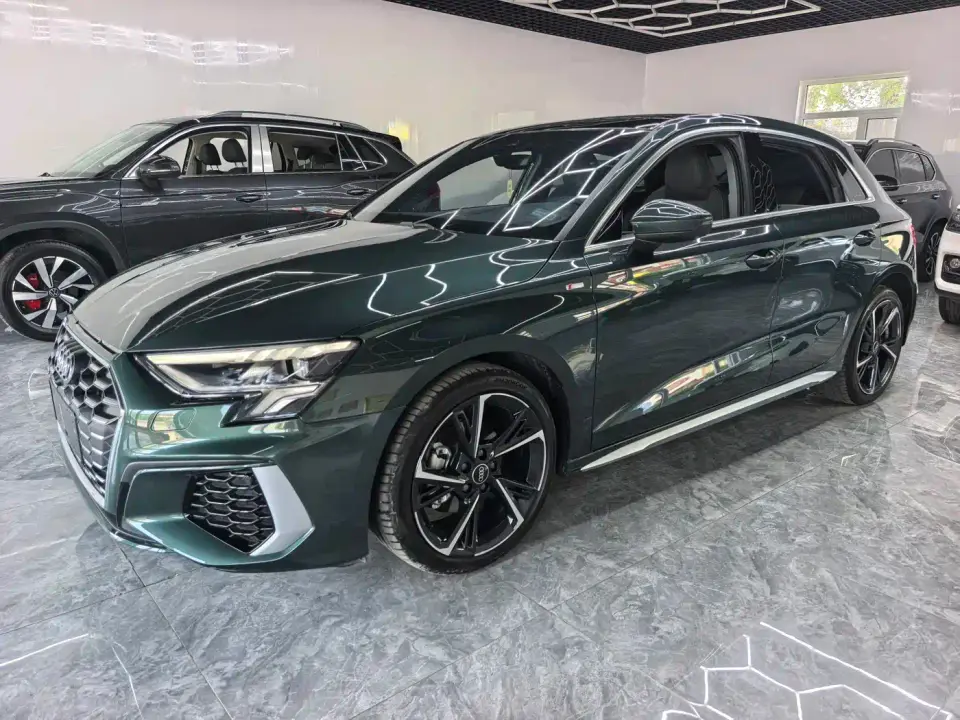 Audi A3 Facelift Sportback 35 TFSI Fashion Sport 2024