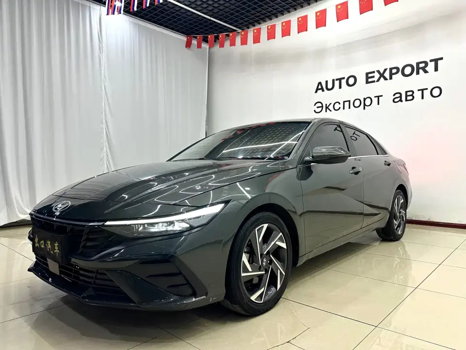 Hyundai Elantra Model 1.5L CVT LUX Premium Edition 2023