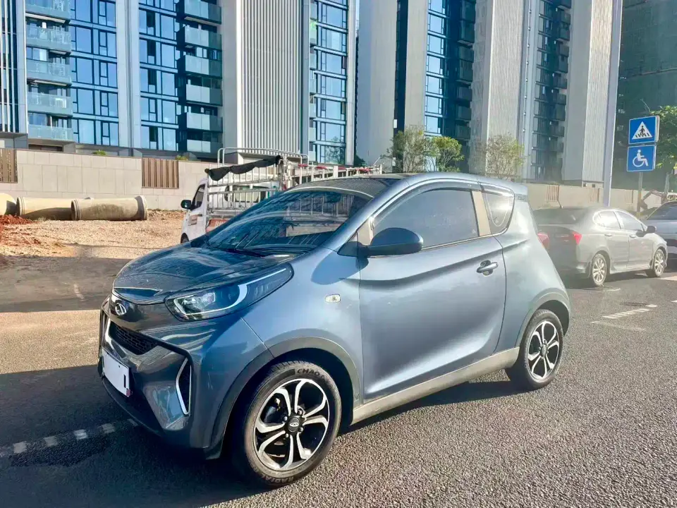 QQ New Energy Little Ant 200K Fans Edition Vitality Version (NCM Battery 301km) 2021