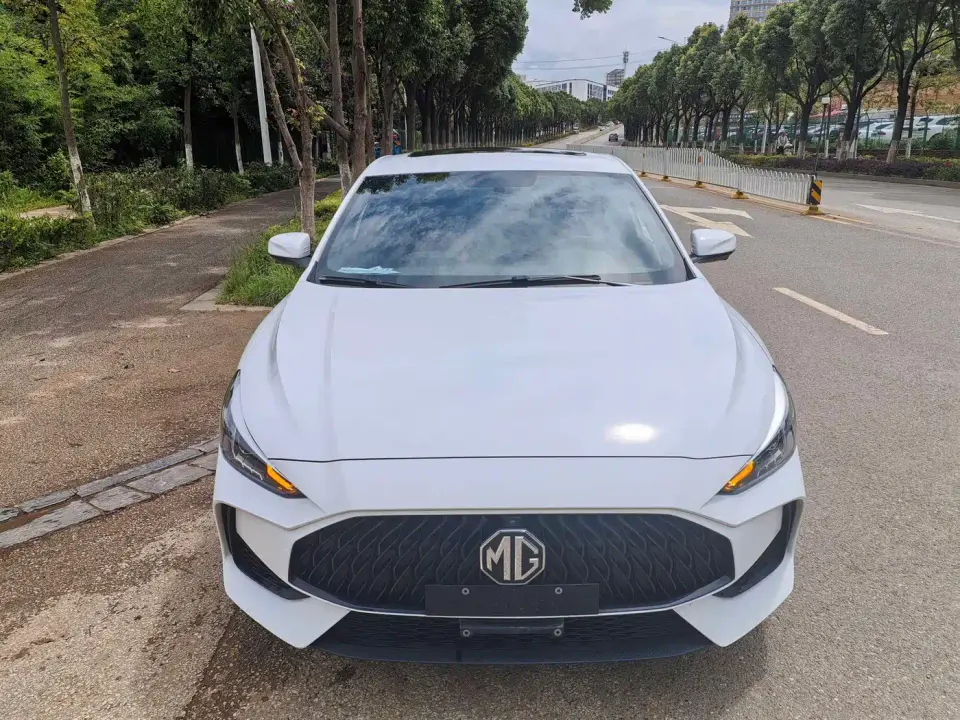 MG MG5 Model 180DVVT CVT Youth Style Edition 2021