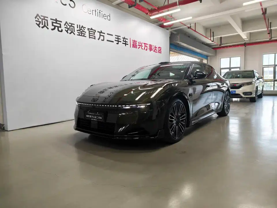 Lynk & Co 10 EM-P Facelift 240 AWD Ultra Sport Edition 2025