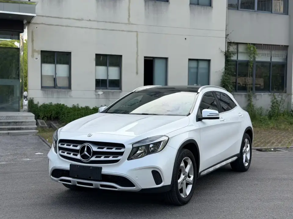 Mercedes-Benz GLA-Class GLA 200 Dynamic 2019