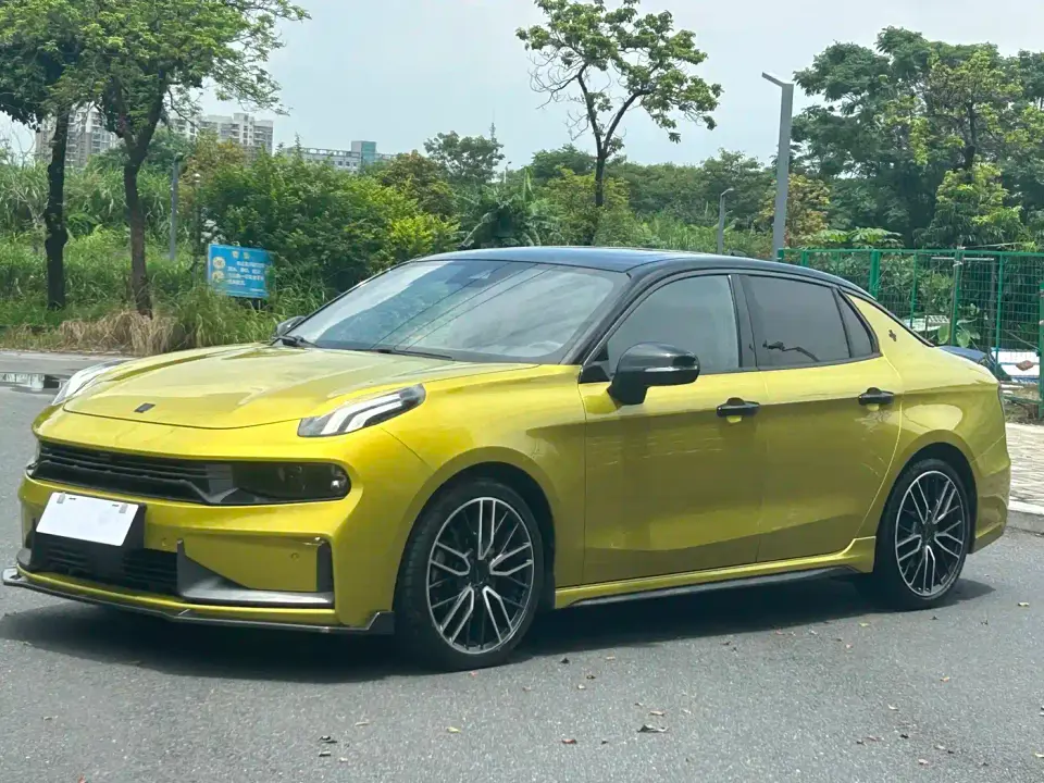 Lynk & Co 03 03+ 2.0TD Auto Wind Rider Edition 2021