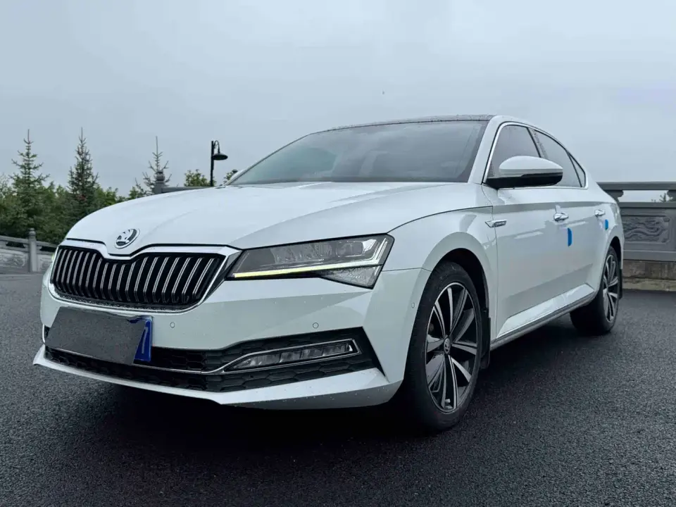 Skoda Superb TSI280 DSG Premium Edition 2023