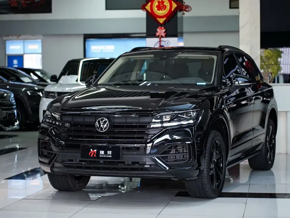 Volkswagen Touareg 3.0TSI R-Line Black Sports Package 2024