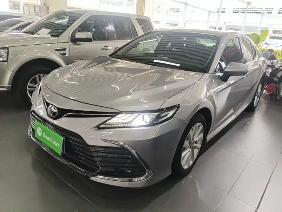 Toyota Camry 2.0G Luxury Edition 2023