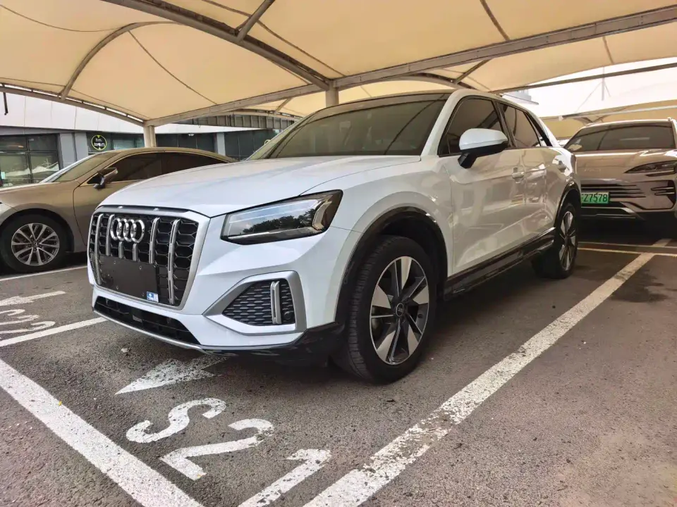 Audi Q2L 35 TFSI Fashion Dynamic 2022