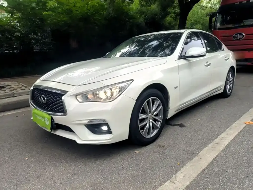 Infiniti Q50L 2.0T Comfort Edition 2023