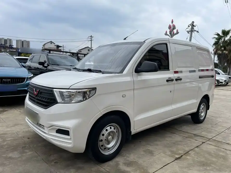 Wuling Motors Wuling Hongguang V 1.5L Vigor Edition Window Van LAR 2022
