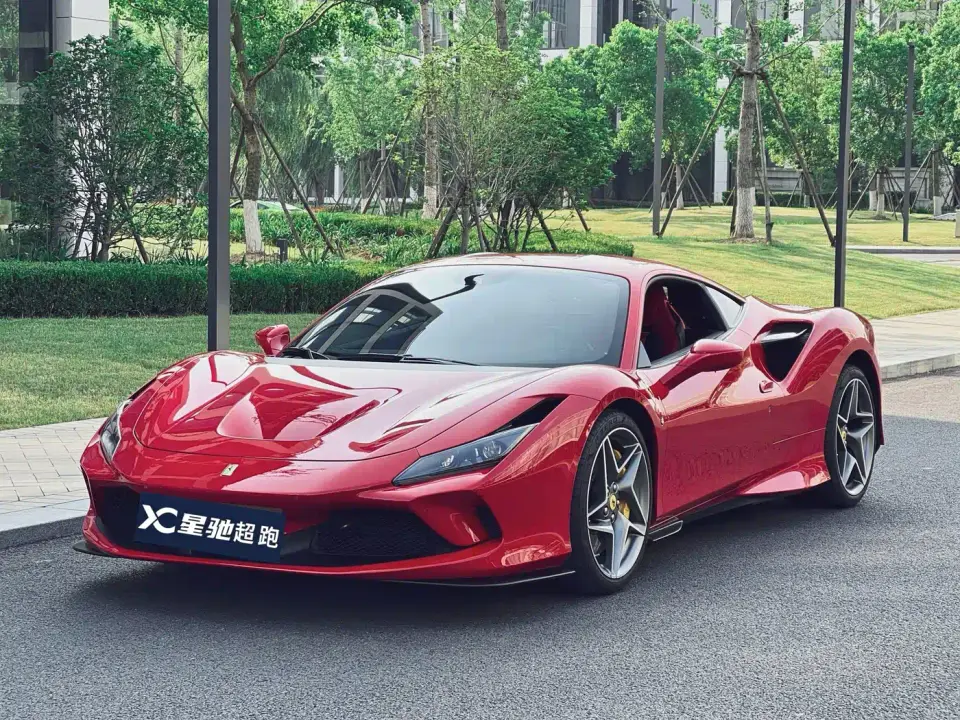 Ferrari F8 Tributo 3.9T V8 2021