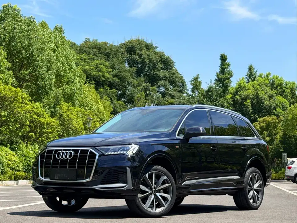 Audi Q7 55 TFSI quattro S line Sport 2021
