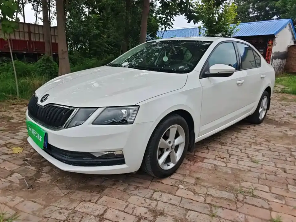 Skoda Octavia 1.5L Manual Standard China VI 2019