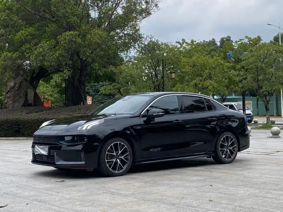 Lynk & Co 03 1.5TD DCT Power Pro Edition 2020
