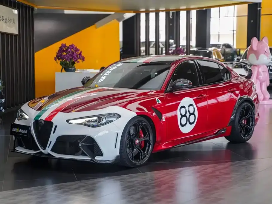 Alfa Romeo Giulia GTAm 2023