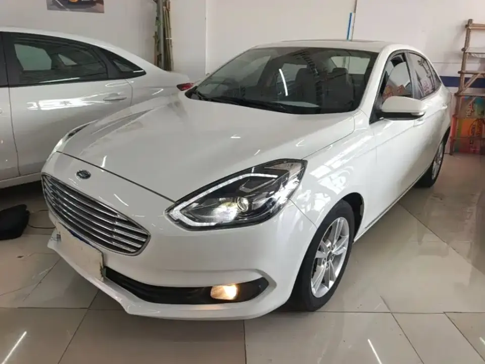 Ford Escort Facelift 1.5L Auto Comfort Edition China VI 2021
