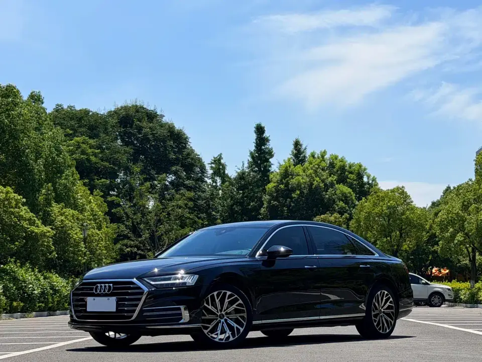 Audi A8 A8L 50 TFSI quattro Comfort 2021