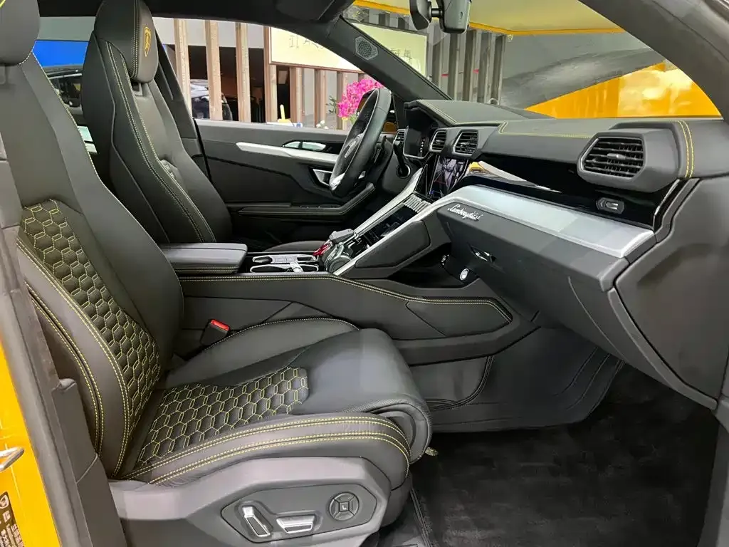 Lamborghini Urus 4.0T V8 S 2024 — фото 23