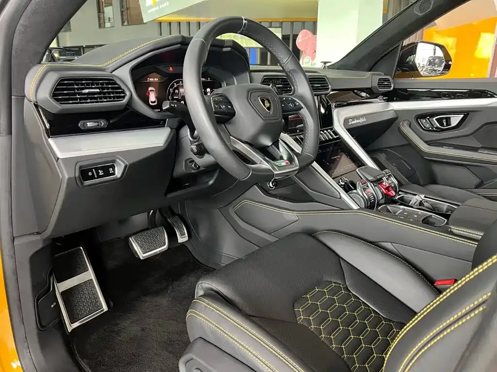 Lamborghini Urus 4.0T V8 S 2024 — фото 13