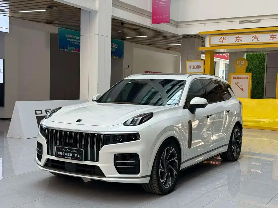 Lynk & Co 09 2.0T Ultra 6-Seater 2022