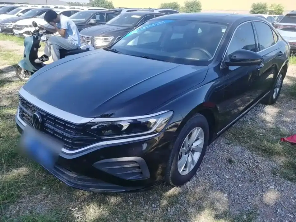 Volkswagen Passat Outstanding 280TSI Business Edition 2025