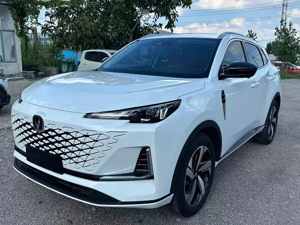 Changan CS55 PLUS 3rd Generation 1.5T DCT Premium 2025