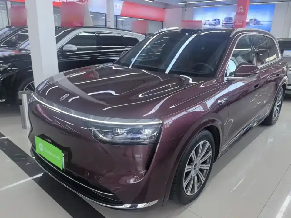 AITO Wenjie AITO M8 Model Extended Range Max+ Edition 53.4kWh 6-Seater 2025