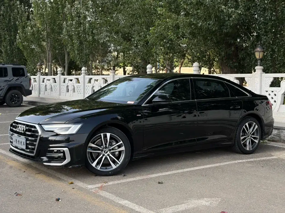 Audi A6L 40 TFSI Luxury Dynamic 2023
