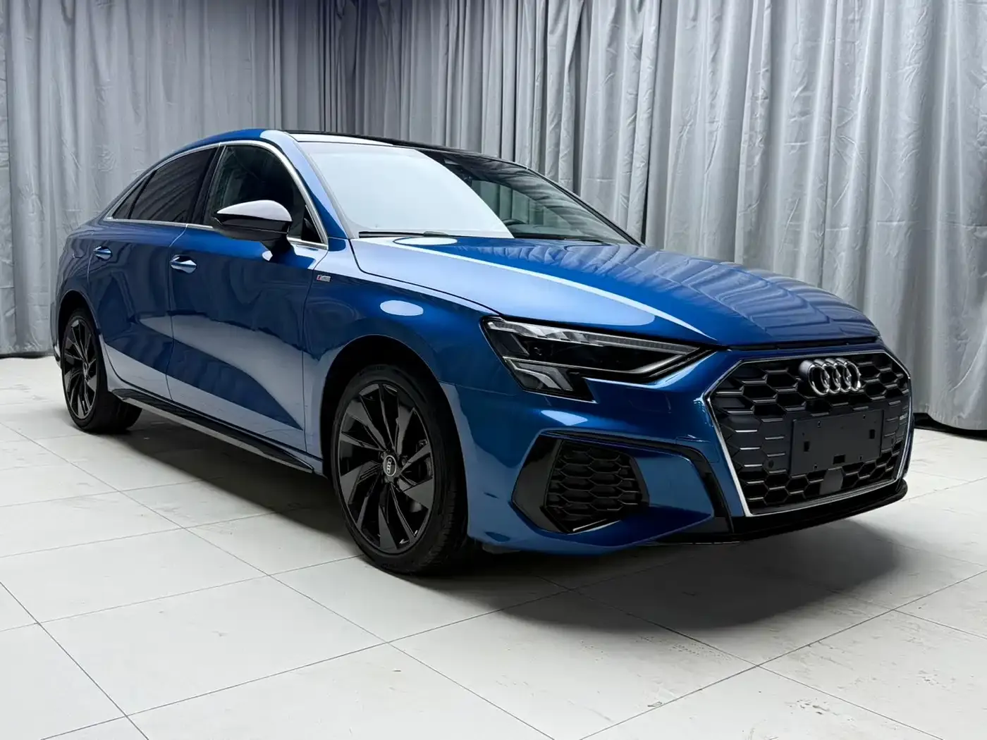 Audi A3 A3L Limousine 35 TFSI Style Sport 2022 — фото 3