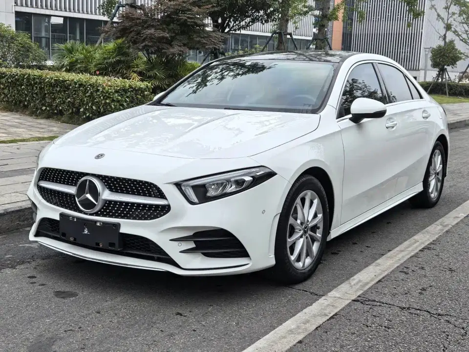 Mercedes-Benz A-Class A 200 L Sport Sedan Fashion Edition 2021