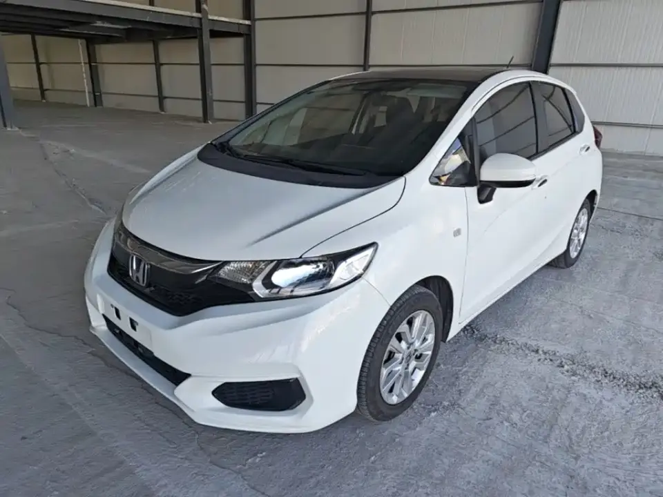 Honda Fit 1.5L CVT Comfort Sunroof Edition 2019