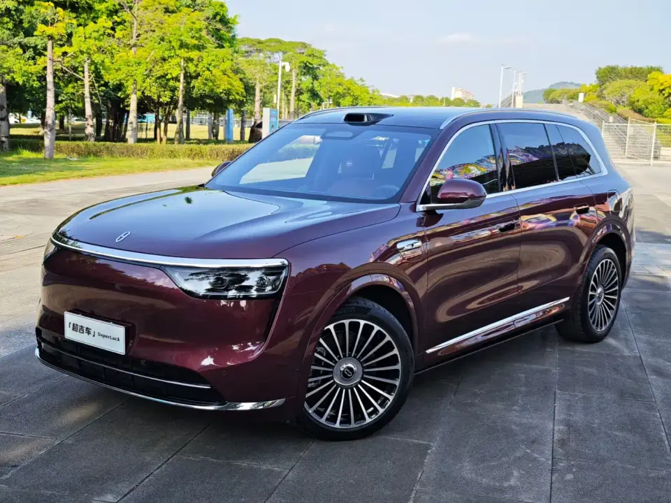 AITO Wenjie AITO M8 Model Extended Range Ultra Edition 53.4kWh 5-Seater 2025