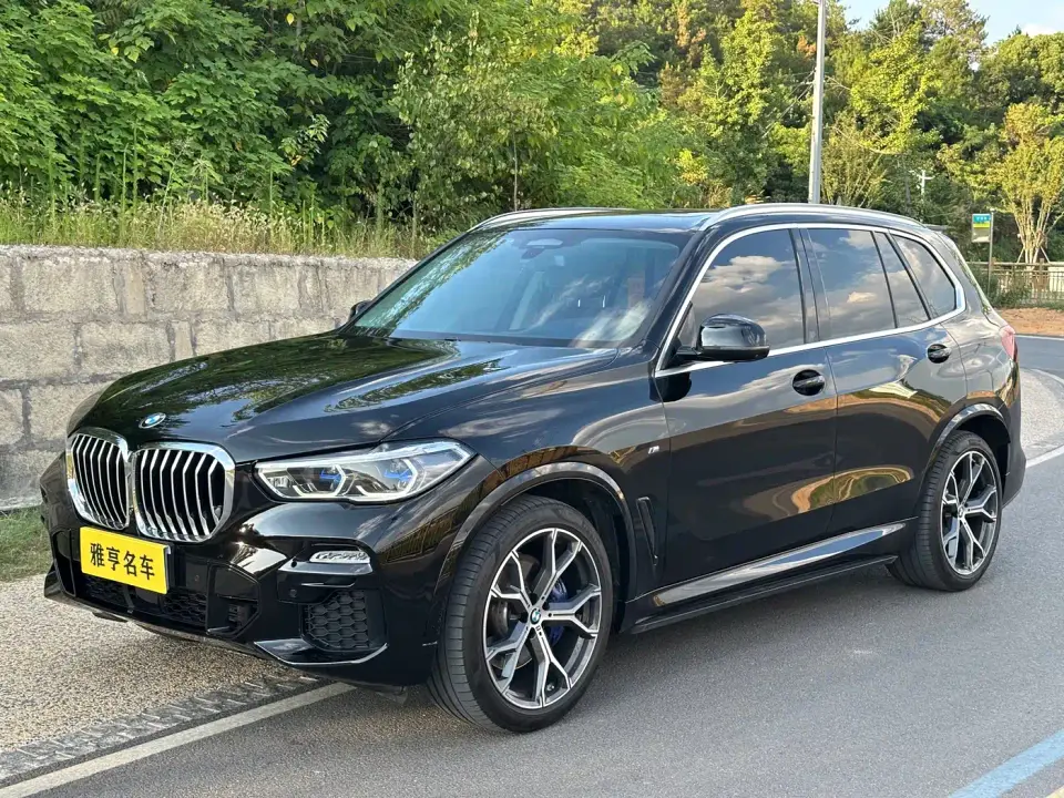 BMW X5 (Import) xDrive40i Premium M Sport Package 2022