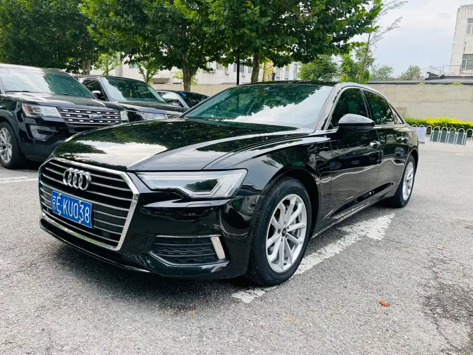 Audi A6L 40 TFSI Luxury Dynamic 2022