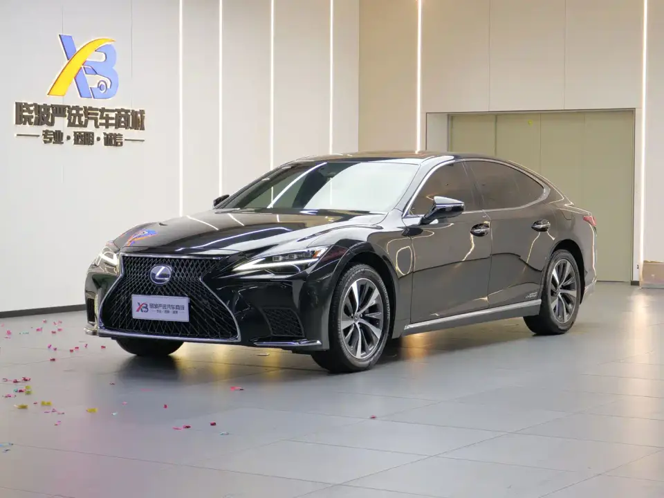 Lexus LS 500h Excellence Edition 2022
