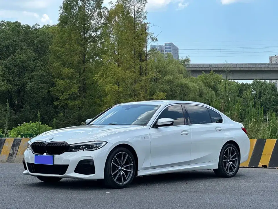 BMW 3 Series 325Li M Sport Package 2020