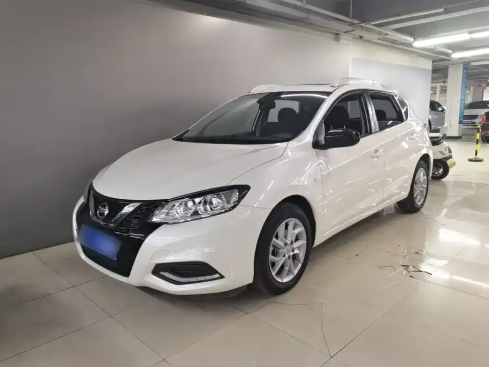 Nissan Tiida 1.6L CVT Cool Edition 2022