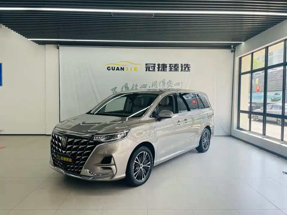 Roewe iMAX8 400TGI Premium Edition 2025