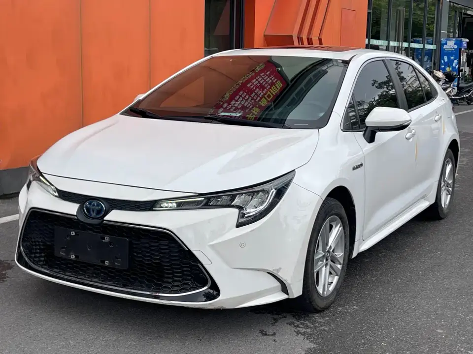 Toyota Levin Dual Engine 1.8H E-CVT Luxury Edition 2022