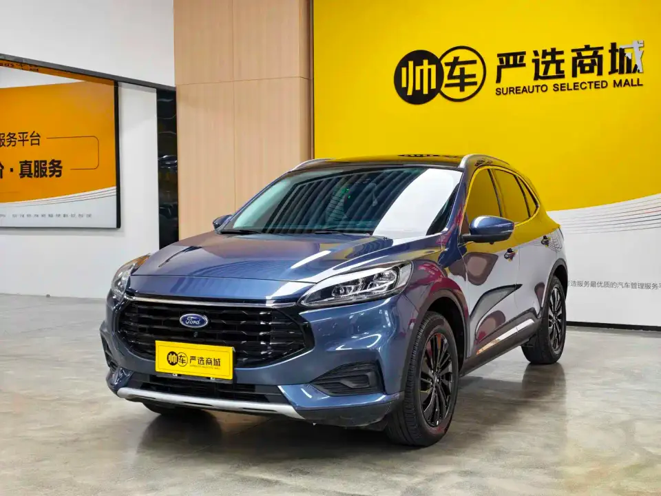 Ford Escape Model EcoBoost 245 2WD Premium Edition 2024