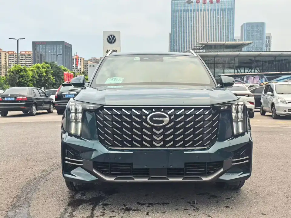 GAC Trumpchi GS8 Dual Engine Series 2.0TM 2WD Premium Edition (7-Seater) 2022