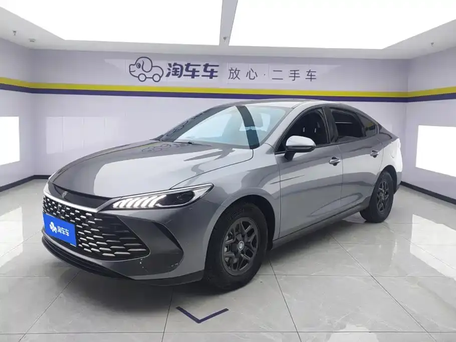 BYD Qin PLUS DM-i Smart Drive 55KM Leader 2025