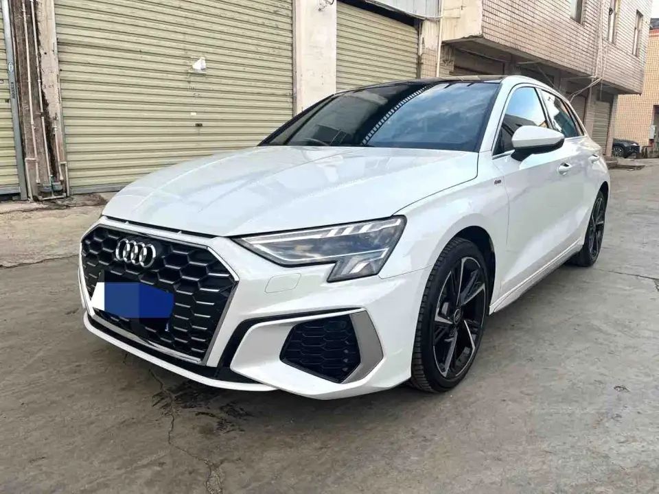 Audi A3 Model Sportback 35 TFSI Fashion Sport 2024